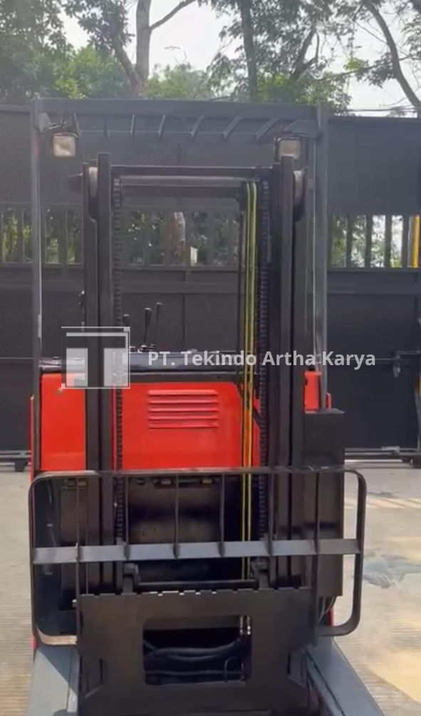 Toyota 1.8 ton Mast 3 Meter