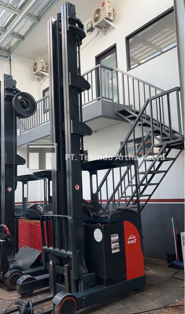 Reachtruck Linde R20 2 Ton 10 Meter